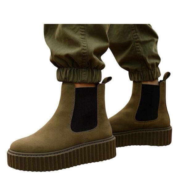 Gabor Lug Sole Goblincore Boots Leather Platform Chelsea 10 Ankle Green - Picture 3 of 16